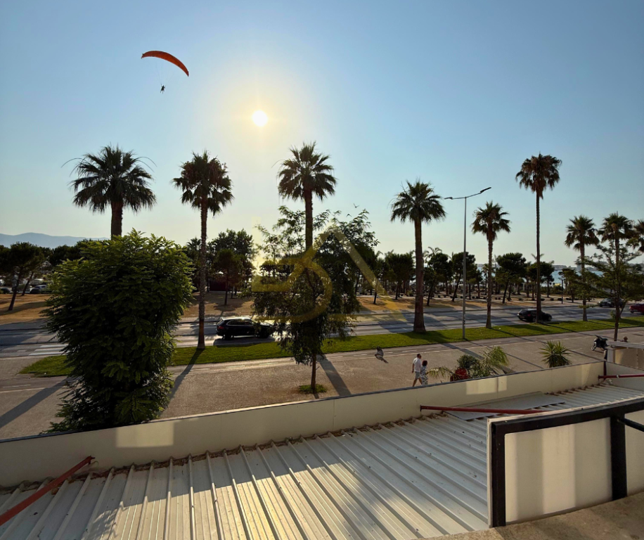 Shitet Apartament – Lungomare, Vlorë