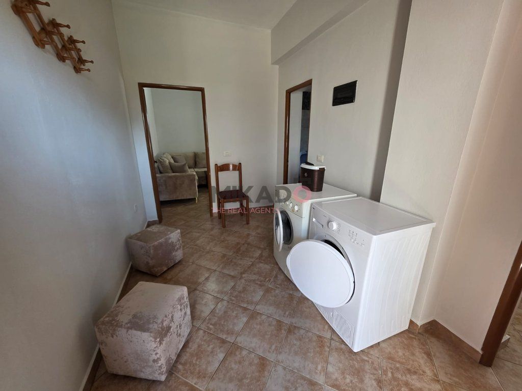 Apartament 1+1 me qira – pranë Spitalit Amerikan 3 !