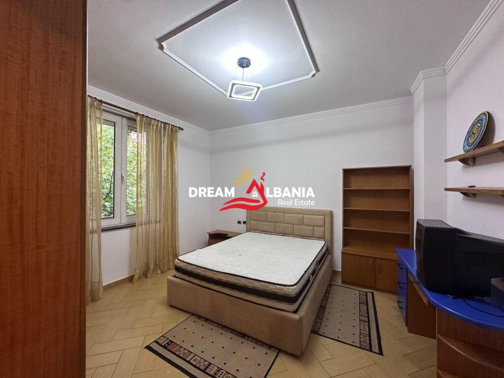 Affittasi appartamento 2+1 a Kinostudio ( ID 42215578)
