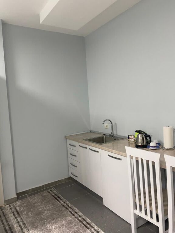 Rent | Garsoniere | Rruga e Kavajës | 450 €/month
