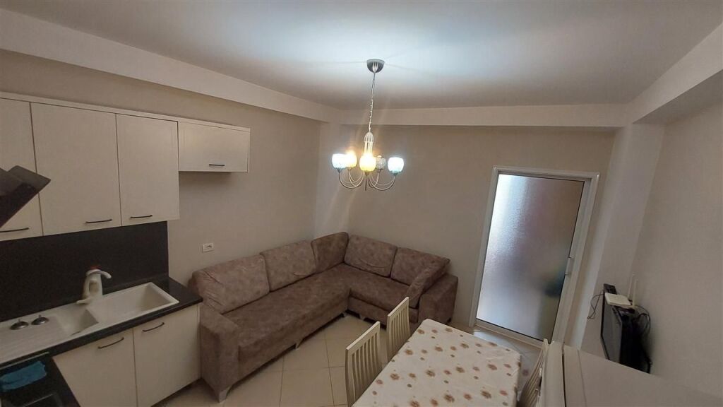 🏡 Apartament 1+1 me Qira në Astir 400 Euro