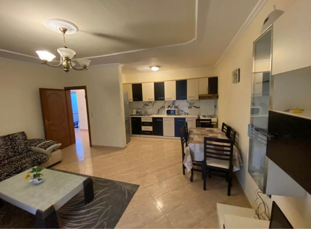 Qera | Apartament 2 + 1 | Prokuroria e Rrethit Gjyqësor Tiranë | 550 €/muaj
