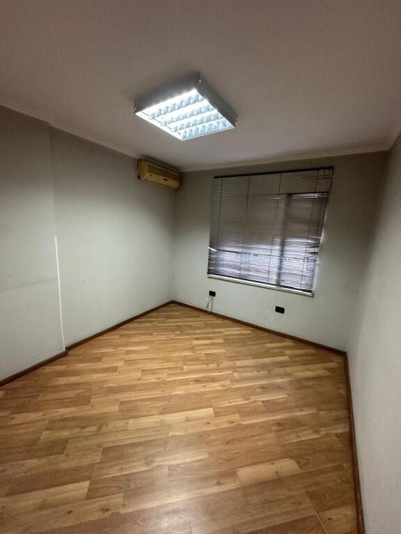 🏢 Appartamento 1+1 in Affitto – Incrocio 21 Dhjetori