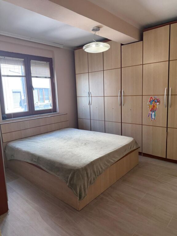 Shitet apartament 1+1+ballkon