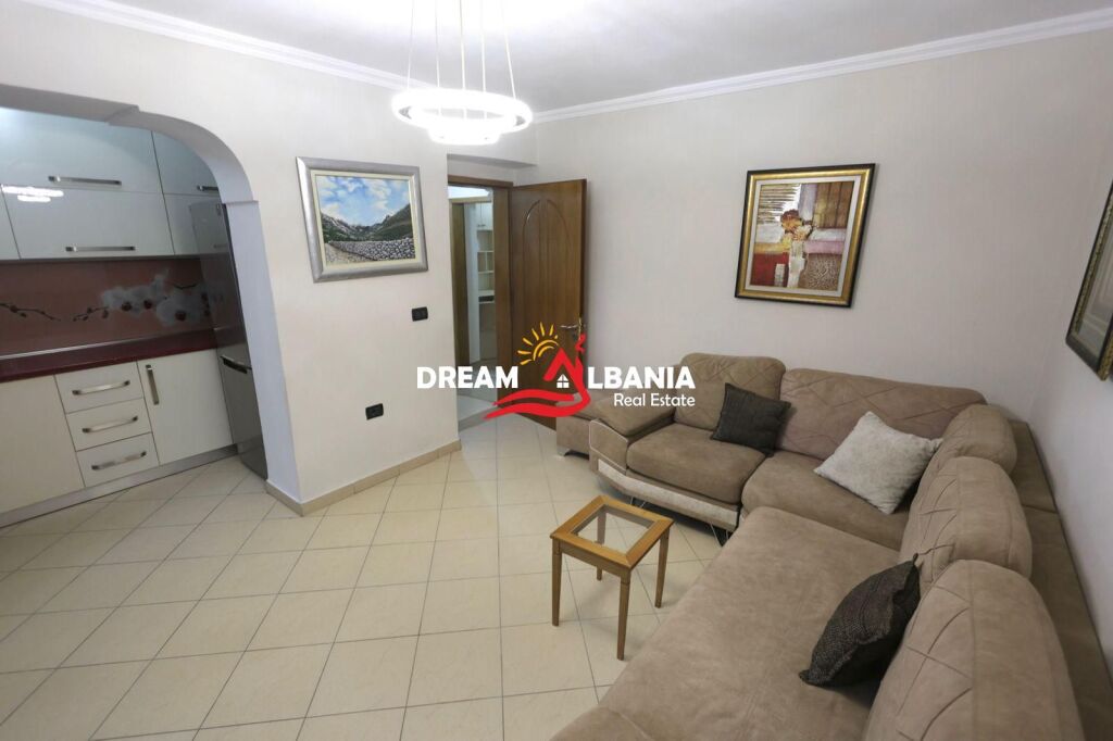 Appartamento 2+1 in affitto presso il Nuovo Maternità, Tirana (ID 4229504)