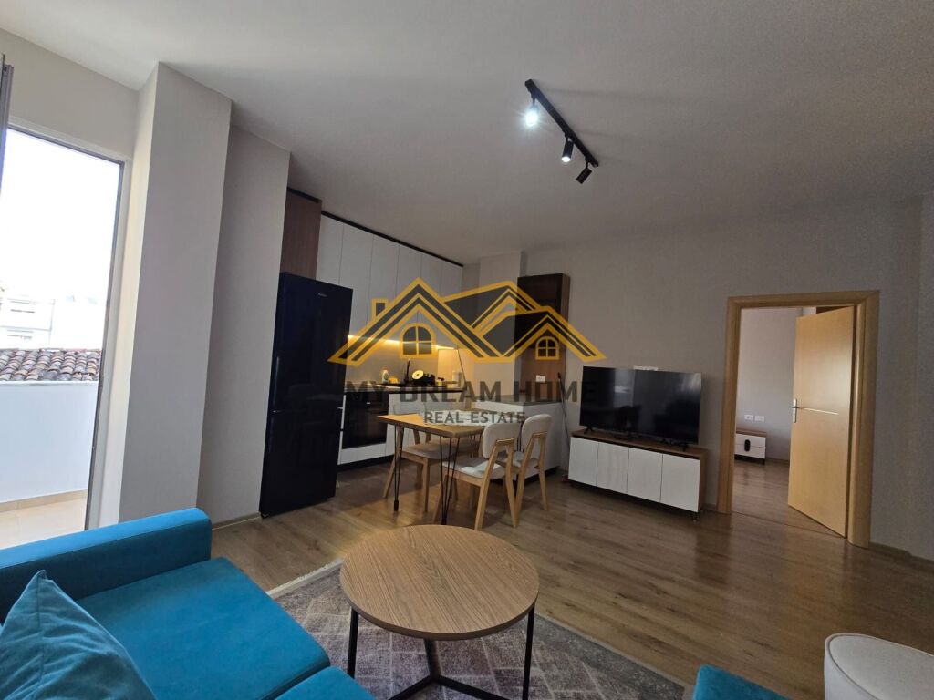 Appartamento 2+1 In Affitto nel Centro di Durrës !