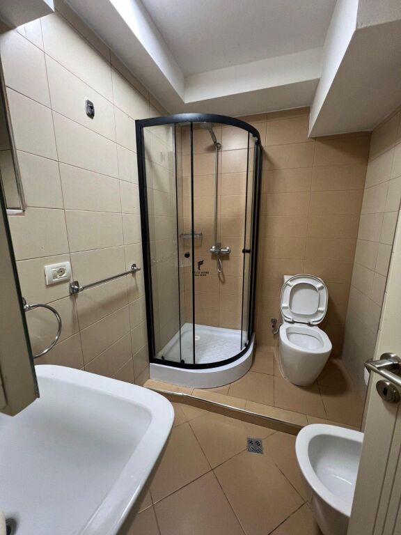 APPARTAMENTO IN AFFITTO 3+1+2 LAPRAKE 60.000 LEKE FH-78365