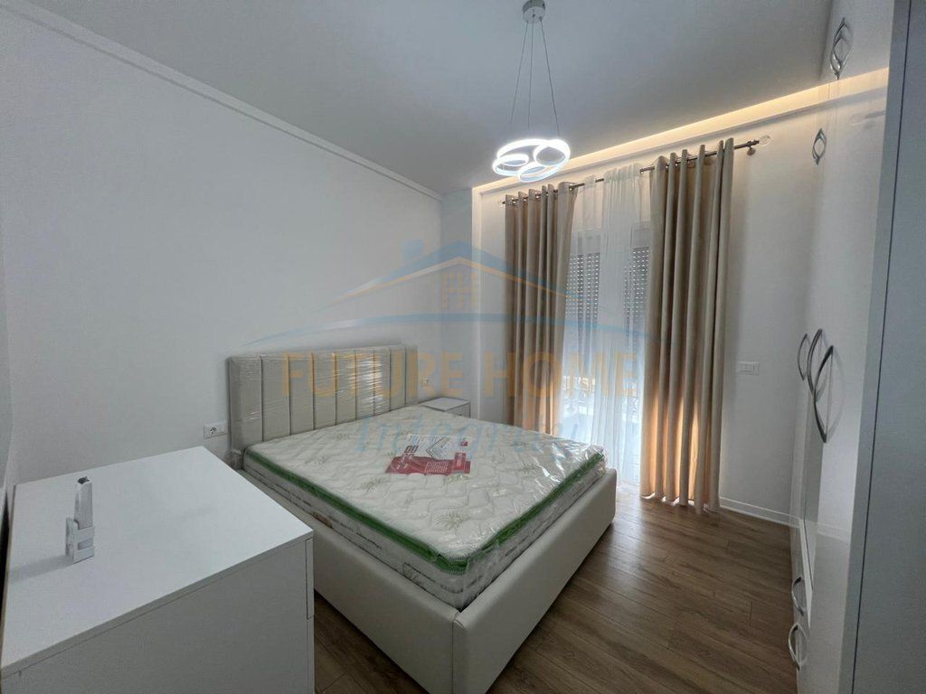 Affitto, Appartamento 2+1, Residenza Porta Tirana Nuova, Tirana.