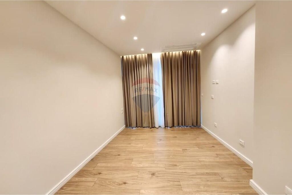 Apartment 2+1 for rent at Lake View