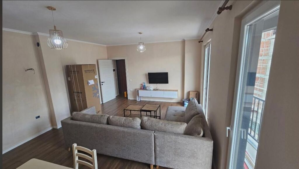 Rent | Apartament 1 + 1 | Paskuqan | 400 €/month