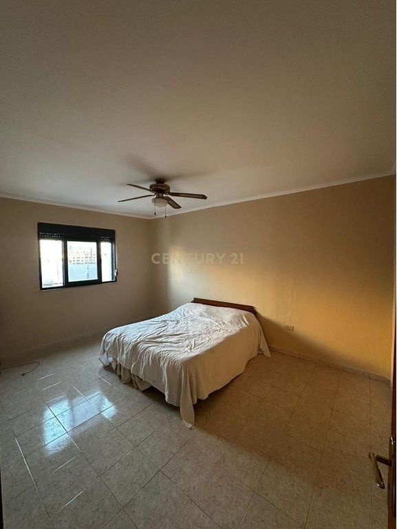SHITET APARTAMENT KATI 4, 1+1 TEK STADIUMI, NE DURRES !