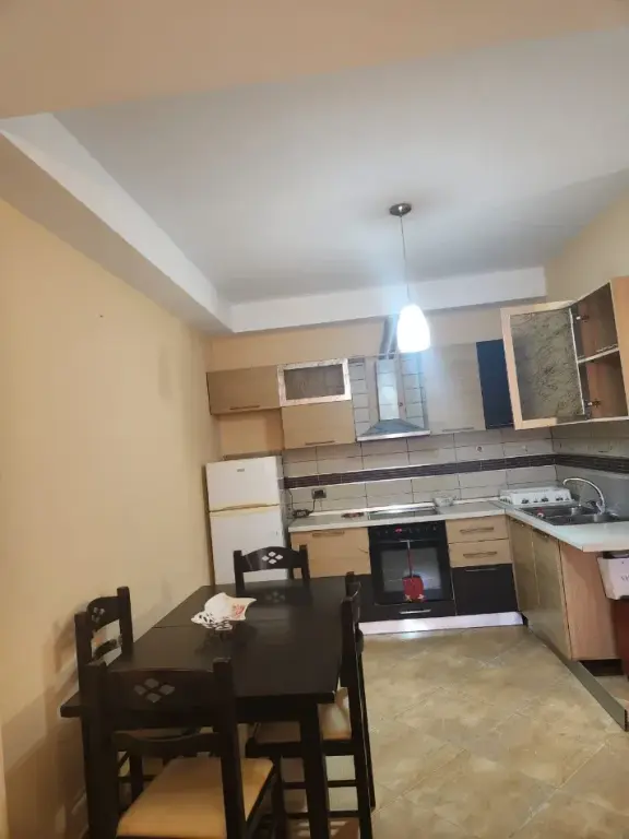 Qera | Apartament 1 + 1 | Fresku | 380 €/muaj