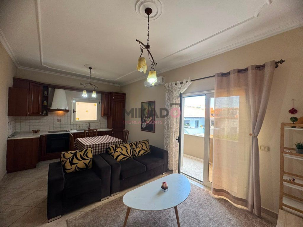 Apartament 1+1 me qira – Selitë e Vogël, afër Uni Marin Barleti !