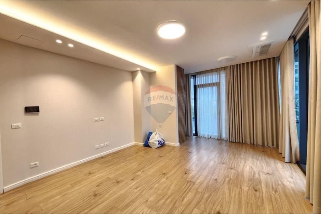 Apartament 2+1 me qira tek Lake View
