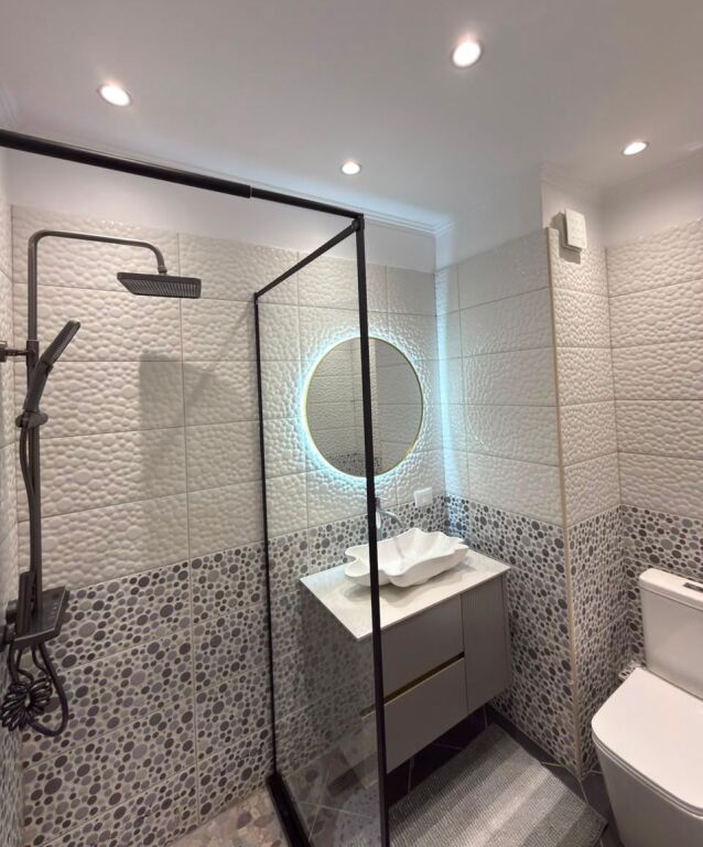 Shitet Apartament 2+1+2 (Me Hipotekë)    