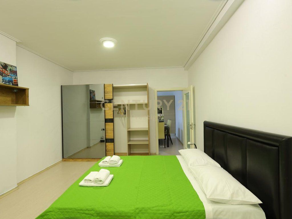 Apartament 2+1+2 per shitje tek Kompleksi Grand, Tregu Elektrik