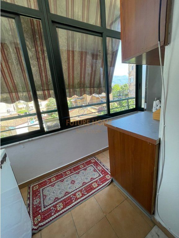 Rent, Apartment 2+1, Durres Street, near Coloseo hotel.