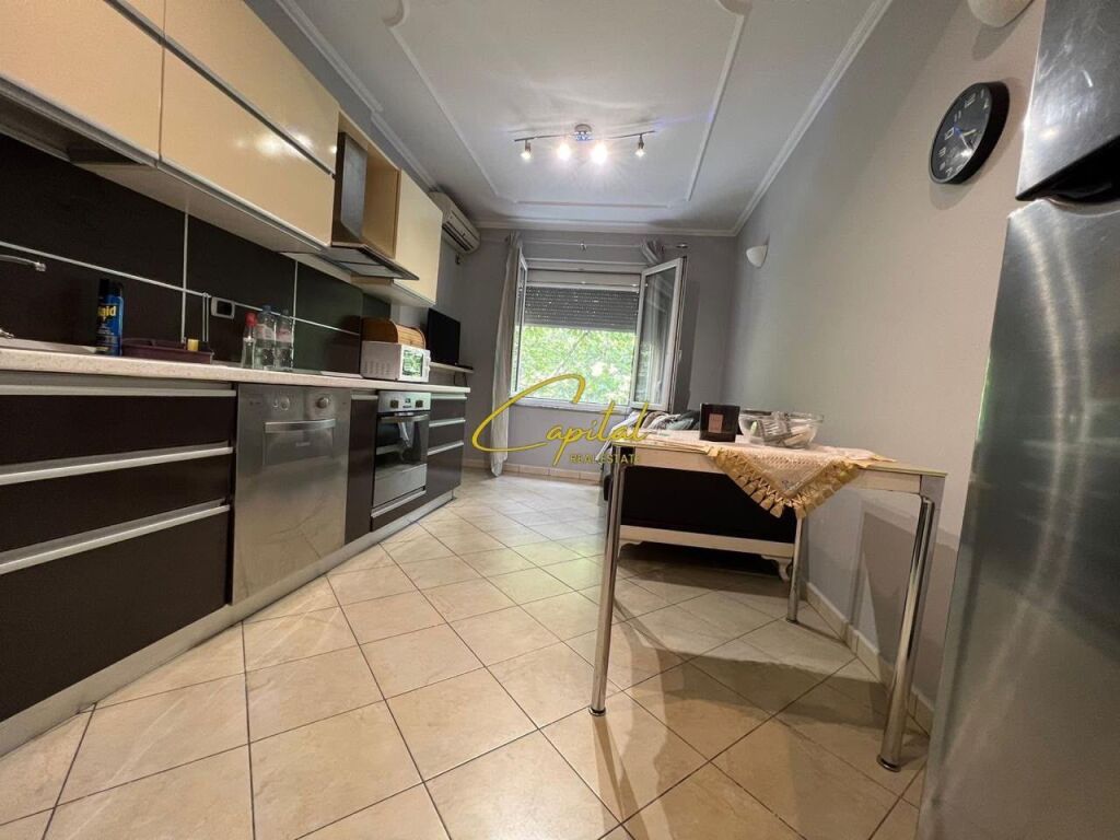APARTA MENT ME QIRA 1+1 ISH BLLOKU 55.000 LEKE