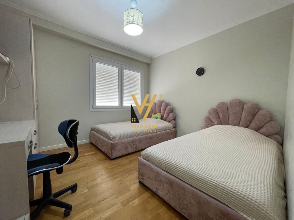 VENDESI APPARTAMENTO 3+1+2+BLK PRESSO IL GIARDINO BOTANICO 360.000 EURO