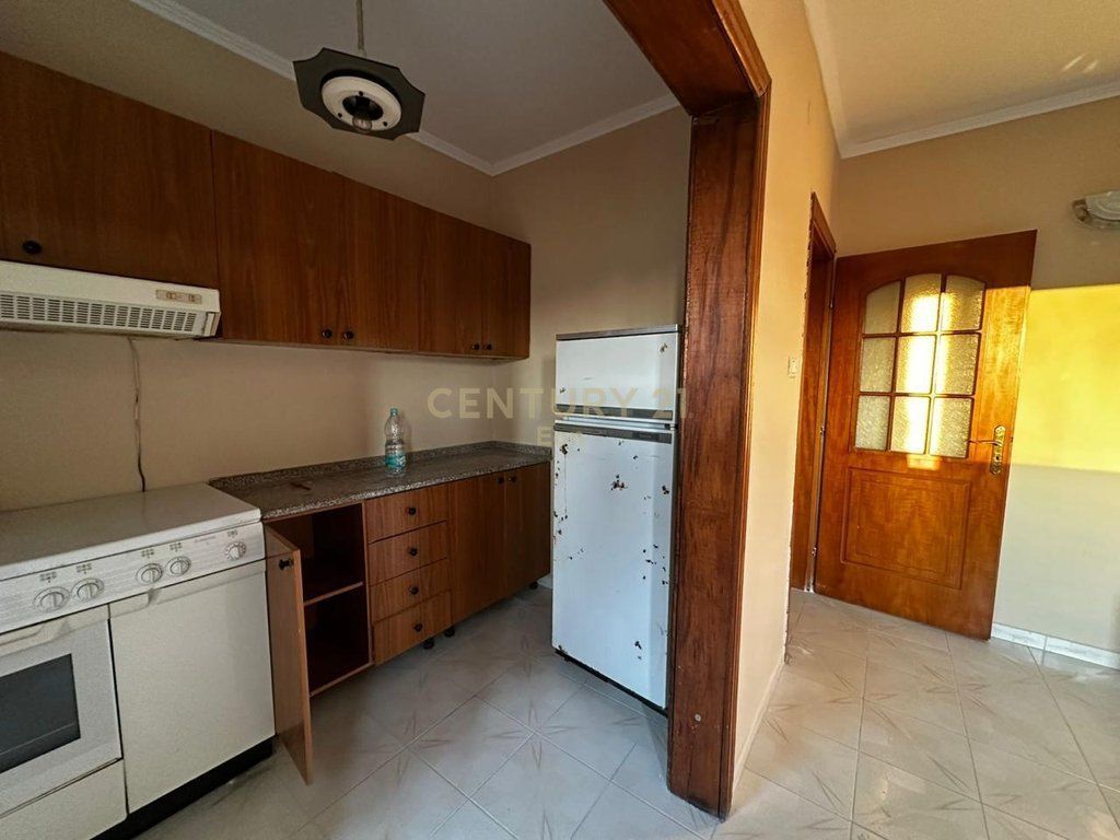 SHITET APARTAMENT KATI 4, 1+1 TEK STADIUMI, NE DURRES !