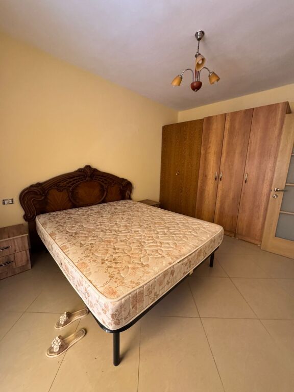 Apartament për shitje
