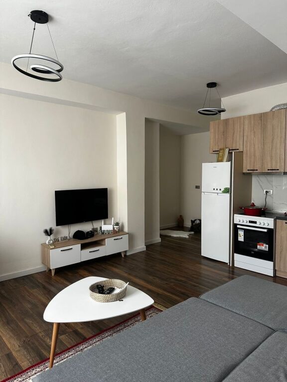 Apartment 1+1 for rent Pazari i Ri !