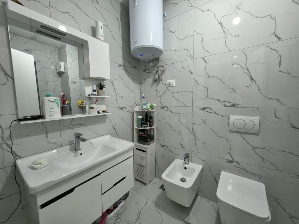 SHITET APARTAMENT 2+1+2 NE MISTO MAME !!!