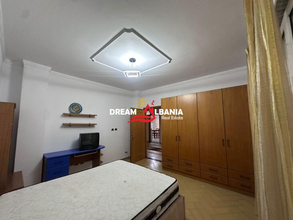 Affittasi appartamento 2+1 a Kinostudio ( ID 42215578)
