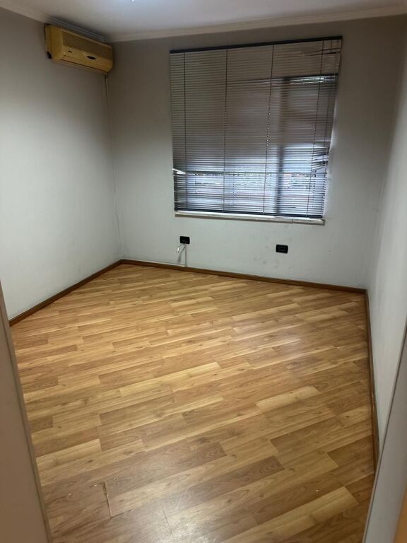 🏢 Appartamento 1+1 in Affitto – Incrocio 21 Dhjetori