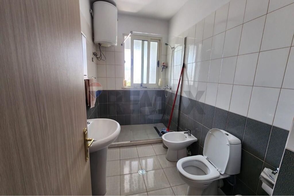 Apartment 1+1 for rent behind Arlis 21.