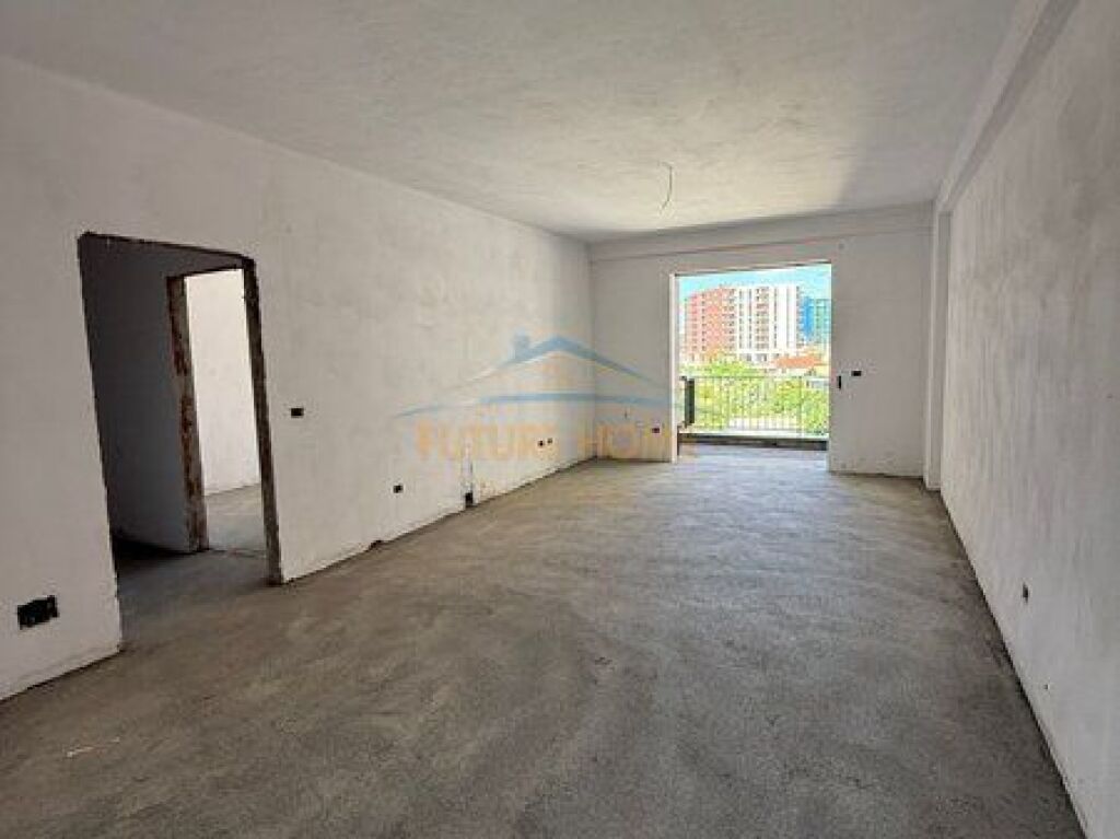 For sale, Apartment 2 + 1 + 2, Space City, Paskuqan.