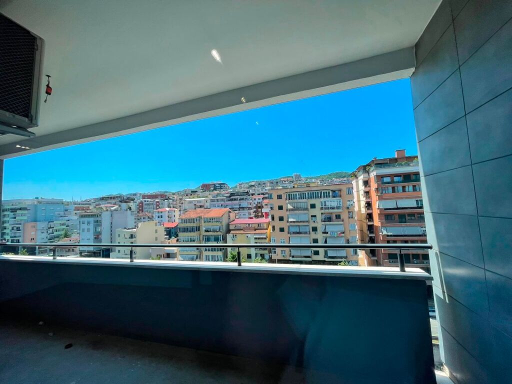 OFFICE FOR RENT NEAR KRISTAL CENTER