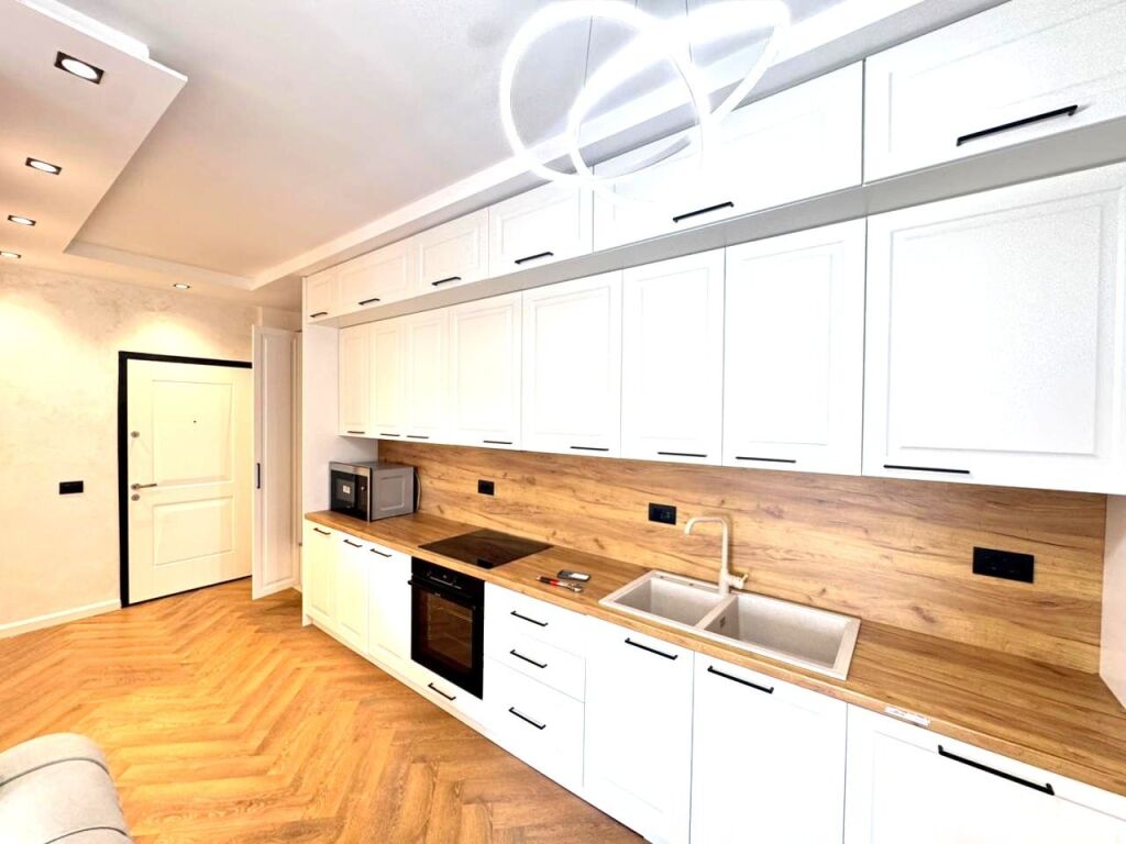 APPARTAMENTO 2+1 CON PISCINA IN AFFITTO NELLA RESIDENZA LAKELAND, FARKË