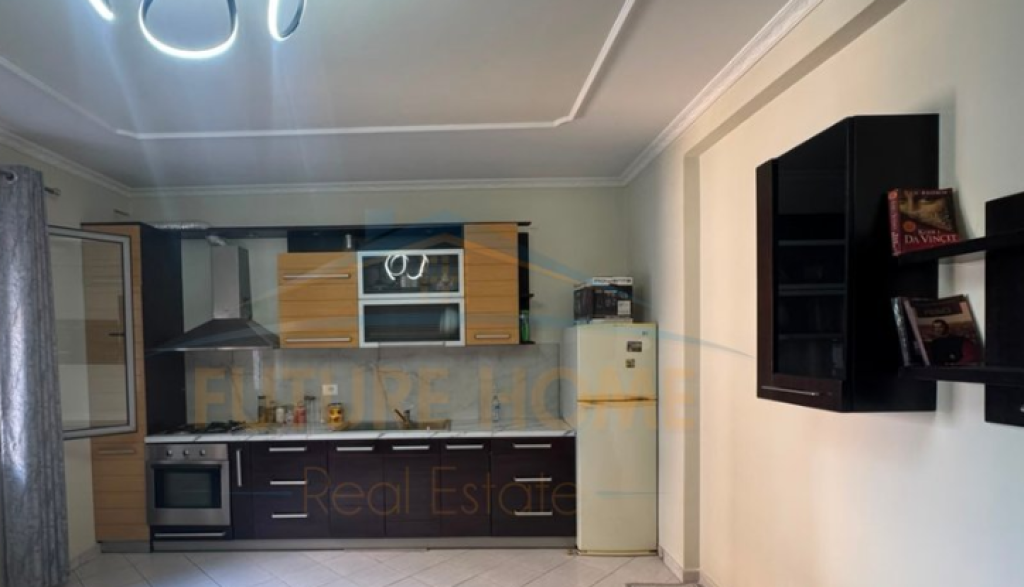 SHES Apartament 1+1, Unaza Re .UNA70055