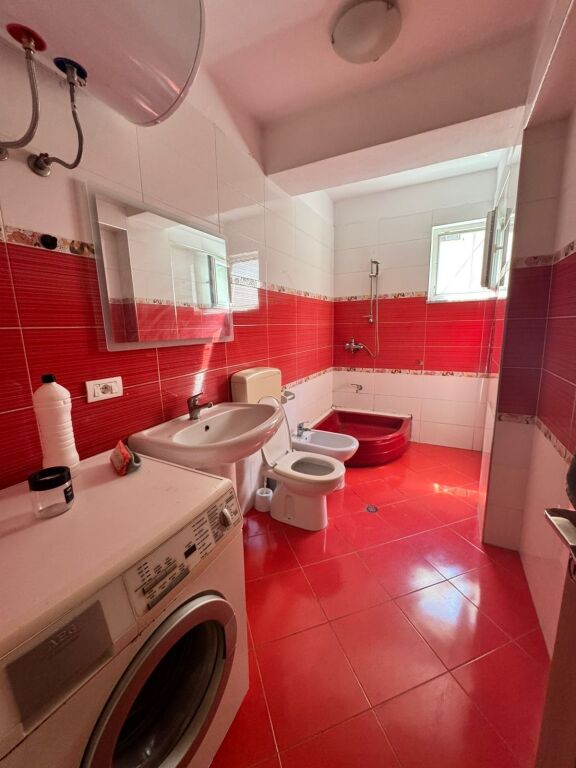 Apartament për shitje