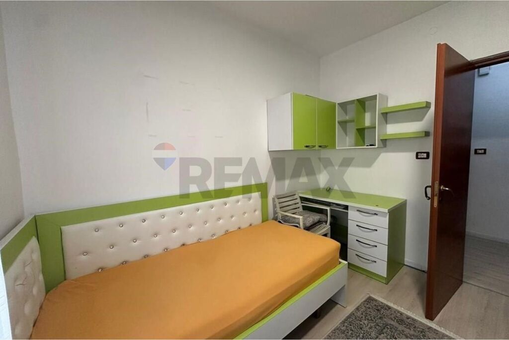 APARTAMENT 2+1 TE IRFAN TOMINI PER QIRA
