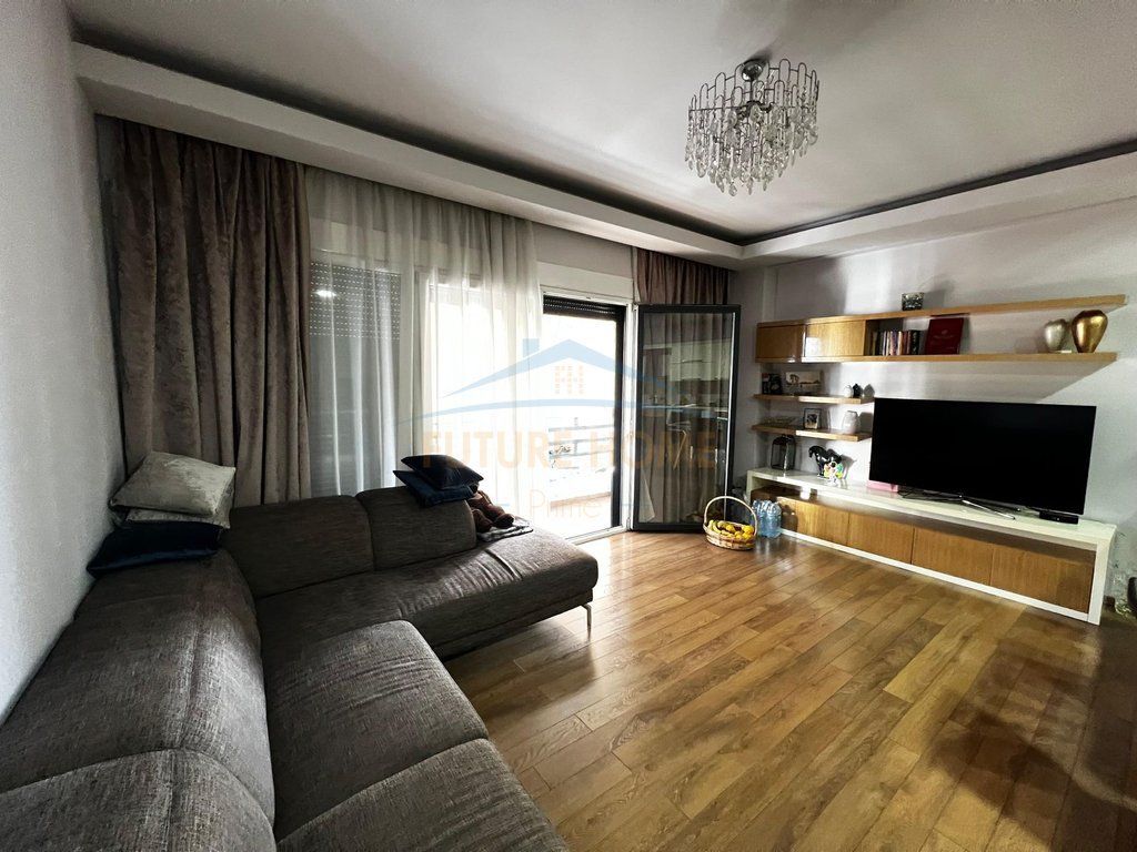 In vendita, Appartamento 3+1+2, Dritan Hoxha, Tirane