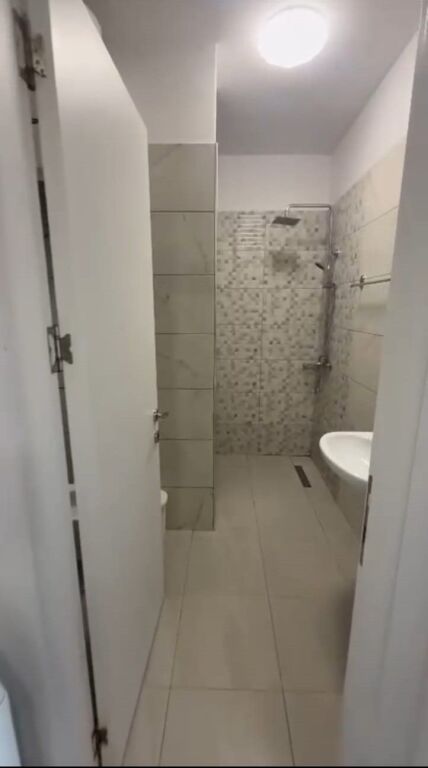Affitto | Apartament 1 + 1 | Yzberisht | 450 €/mese