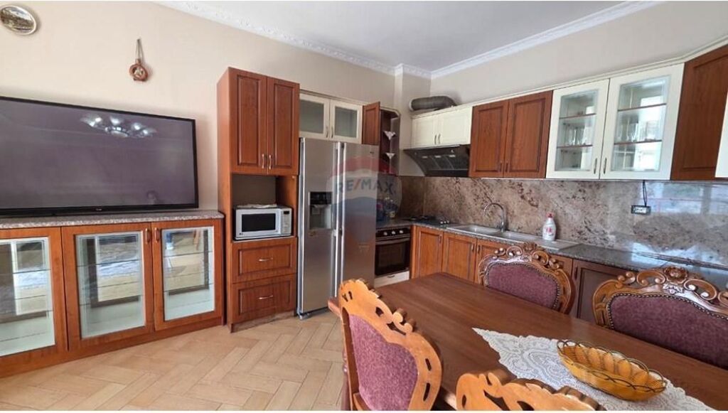 Apartament 3+1 ne shitje,Vlore