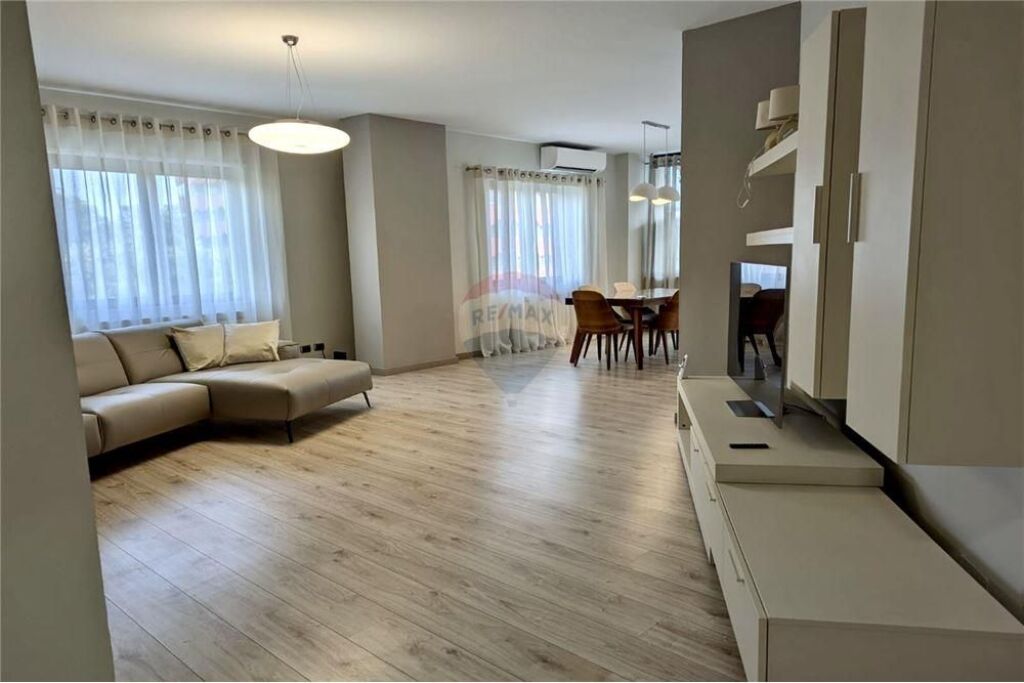 APARTMENT 3+1+3 TOILETS FOR RENT NEAR NOBIS!