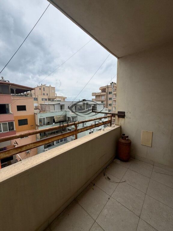 Apartament 2+1 Në Shitje vetëm pak hapa nga deti vollga, Durres