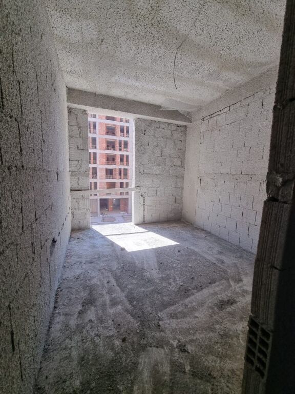 🏡 OKAZION PËR SHITJE – APARTAMENT 2+1+2 TEK REZIDENCA RIVER SIDE  📍  