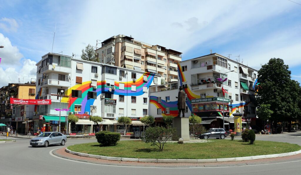Apartament 1+1 per shitje prane Gjimnazit Petro Nini Luarasi