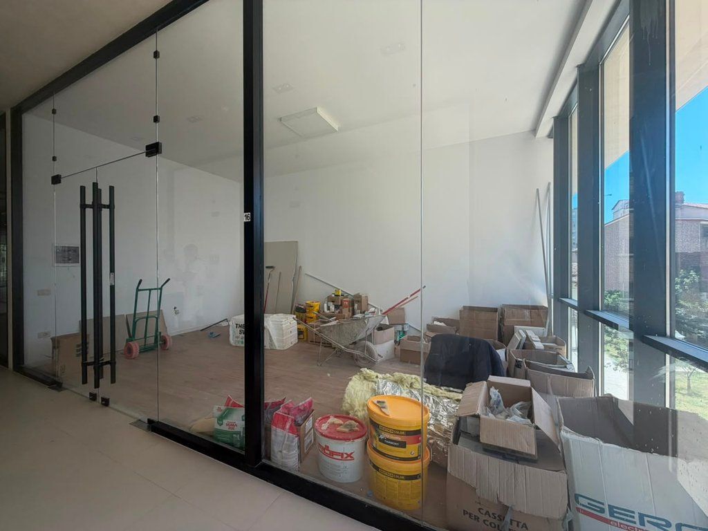 BUSINESS PREMISES FOR RENT, MINE PEZA RESIDENCE,