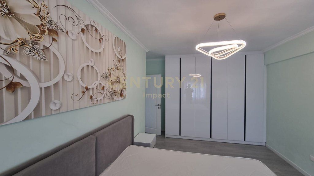 Apartment 2+1 for rent in Tirana near Old Park 800 Euro
