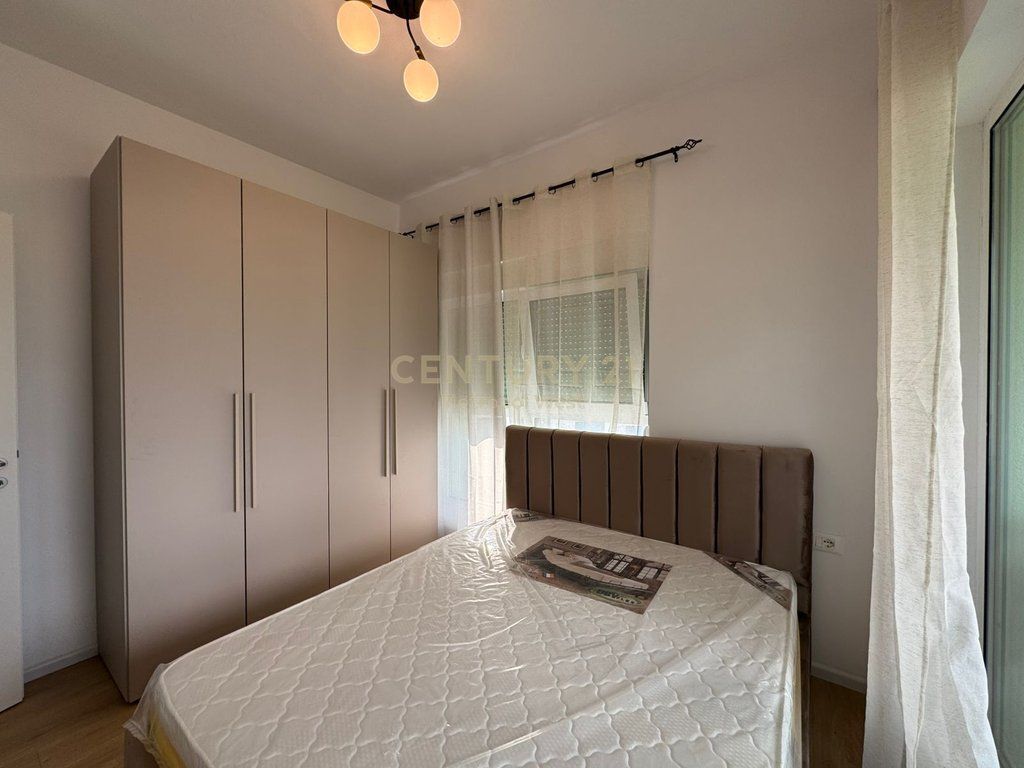Apartment 2+1+2 for rent at Rezidenca Kadiu, Ali Demi 550 € /Month