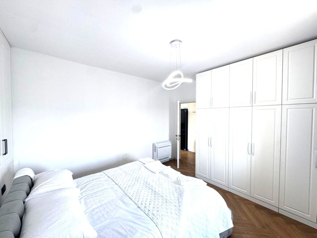 APPARTAMENTO 2+1 CON PISCINA IN AFFITTO NELLA RESIDENZA LAKELAND, FARKË