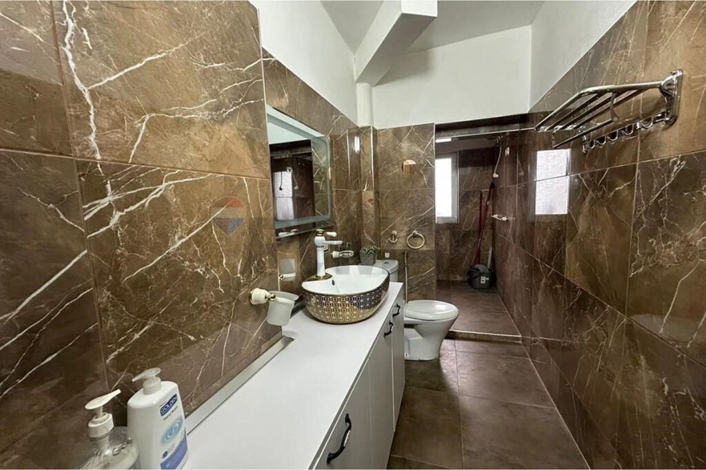 APARTAMENT 2+1 TE IRFAN TOMINI PER QIRA