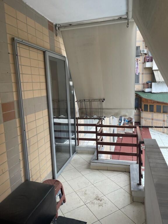 Jepet me qira apartament 2+1