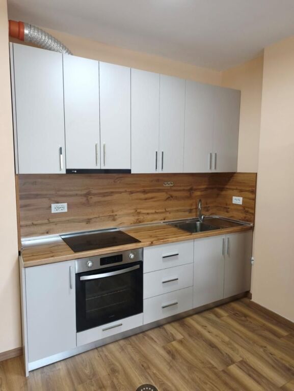 Apartament me qera 1+1 - 📍Laprake, kompleksi E88 , prane karburant Kupola